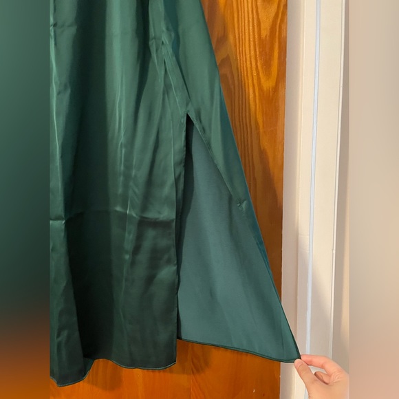 NWT Abercrombie satin slip midi dress. - Picture 6 of 7